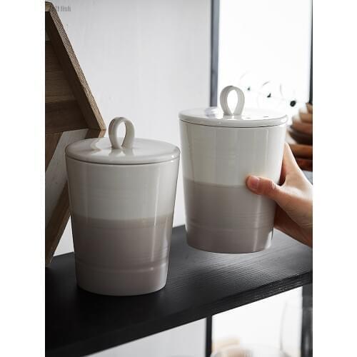 European-style White Ceramic Sealed Jar with Lid Household Kitchen Storage Jar Candy Tea Coffee Storage Box Home Decoration Gift