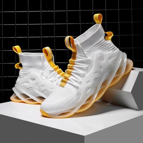 2021 Mens Shoes Large Size Sports Shoes Fashion Fly Woven Breathable Mens Shoes Through The Casual Sports Trend Casual Shoes