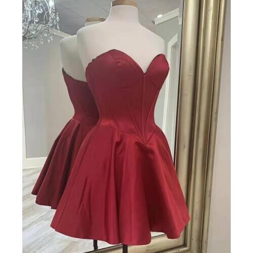 Sexy Red Short A-Line V-Neck Satin Homecoming Dresses with Pockets Knee Length Corset Back Graduation Dresses for Juniors