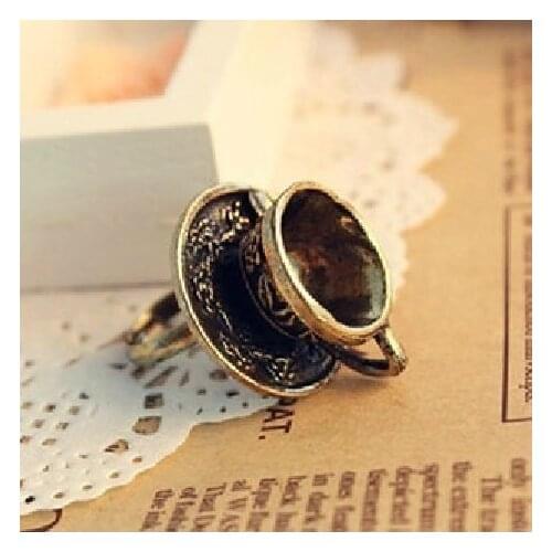 Vintage Womens Coffee Cup Ring European Elegant Girl Ring Charm Womens Dinner Party Jewelry Accessories Anniversary Gift