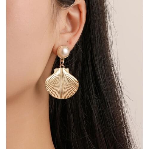 2021 New Sea Shell Earrings For Women Gold Color Round Geometric Drop Shell Pearl Earrings Summer Beach Ladies Fashion Jewelry