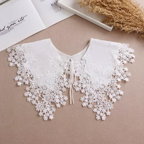 White Detachable Doll Fake Collar Shawl Wrap Hollow Embroidery Necklace Shawl Q0KE
