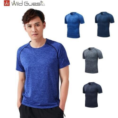 Mens running T-shirt, quick drying compression sports T-shirt, mens sportswear, football shirt, fitness T-shirt