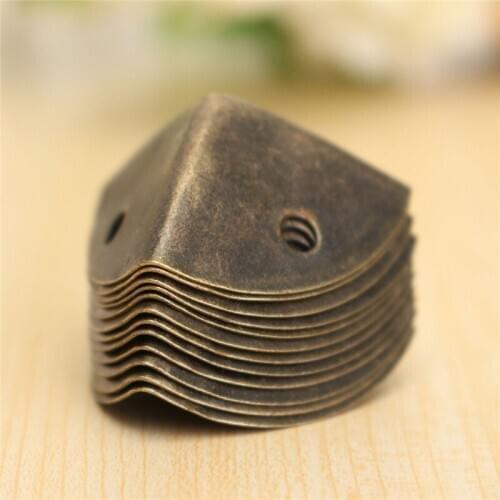 12Pcs/Lot Iron Decorative Antique Jewelry Wine Gift Box Wooden Case Corner Protector Guard 2.5cmX2.5cmX2.5cm