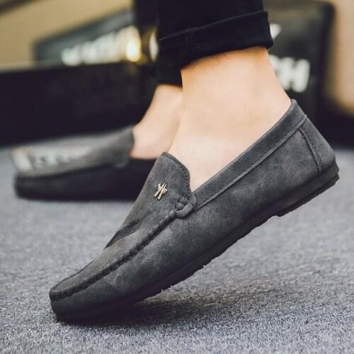 Men Casual Shoes Leather Fashion Men Sneakers Handmade Breathable Mens Loafers Moccasins Lightweight Boat Shoes