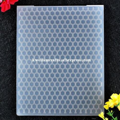 Honeycomb Plastic Embossing Folder For Scrapbook DIY Album Card Tool Plastic Template 12.1x15.3cm KW8101232