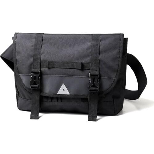 Men Bicycle Messenger Bag with Reflective Tape Boys Messenger Bags Youth Black Bag for Night Riding iPad Storage Bolso Bicicleta