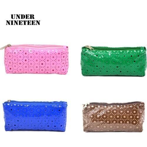 Under Nineteen 2019 Fashion New Women Makeup Organizer Bags Hollow Cosmetic Bag Neceser Toiletry Washing Pouch Wholesale Custom