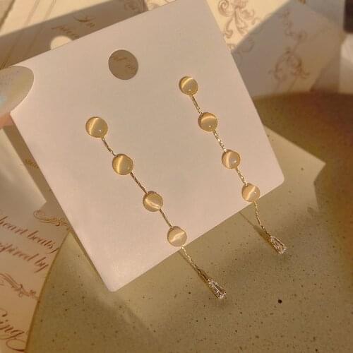 Retro long tassel earrings Korea cold wind niche earrings female temperament cats eye stone ear jewelry