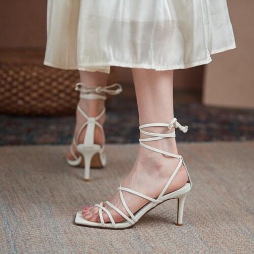 2021Summer Women Square Toe Sandals Beige Cross Strap Thin High Heels Summer Shoes Apricot Lady Prom Sandalias Femmes Zapatos