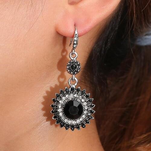 Fashion Wild Personality Exaggerated Round Shape Sun Flower Faux Earrings