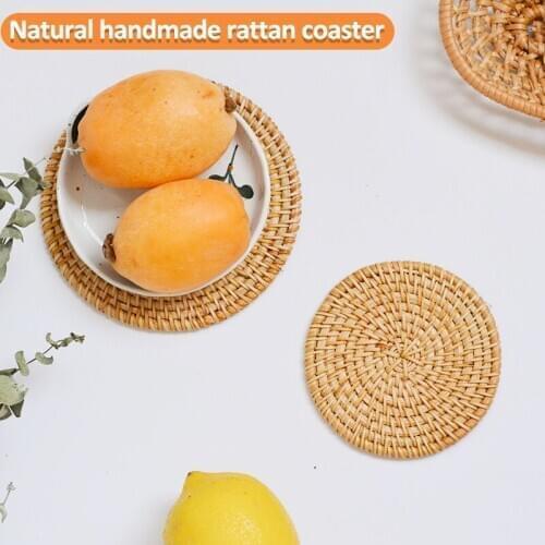 1PC Round Natural Rattan Coasters Bowl Pad Handmade Insulation Placemats Table Padding Cup Mats Kitchen Decoration Accessories