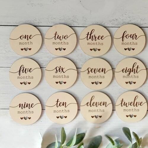 12 Pcs Baby Monthly Milestone Discs，Customized Wooden Baby Markers，Engraved Wooden Monthly Milestone Plaques Set Custom Gift