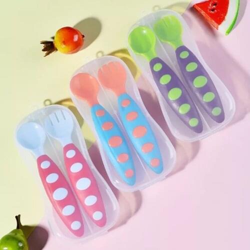 2 PC Set Feeding Spoon+Fork+Cover New childrens feeding infant two-color fork spoon baby cutlery set Feeder Utensils