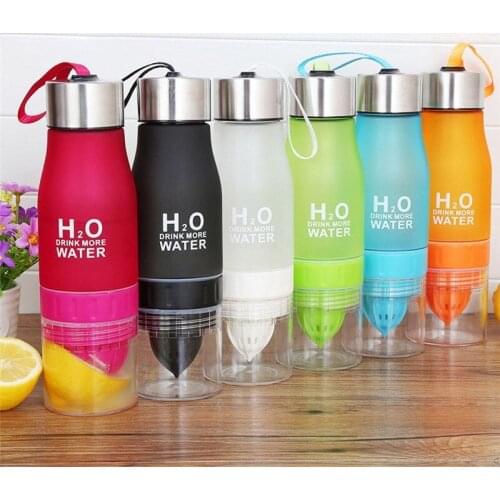 New Xmas Gift 650ml Water Bottle plastic Fruit infusion bottle Infuser Drink Bottle Outdoor Sports Juice lemon Portable Kettle