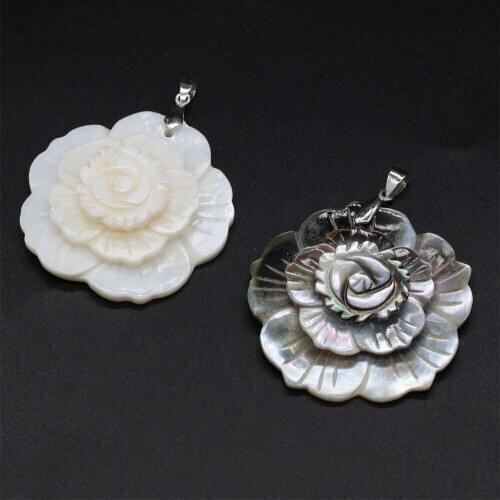 Natural Shell Pendant Exquisite Flower Shape White Shell Black Shell Accented Charms for Jewelry Making Necklace Bracelet DIY