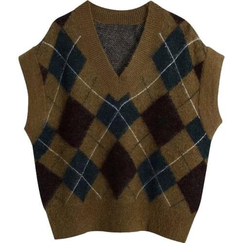 2021 New Women Fashion Argyle Loose Knitted Vest Sweater Vintage V Neck Sleeveless Female Waistcoat Chic Tops