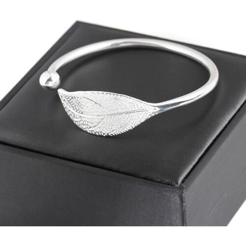 Simple Leaf Open Size Bracelet Personality Small Fresh Female Branch Bracelet for Women