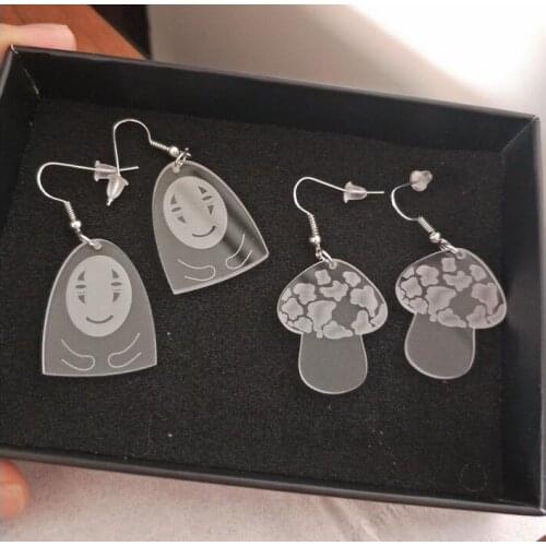 2018 New Design Personality Transparent Acrylic Cute Mushroom Drop Earrings Anime Slender Man Night Club for Women Jewerly