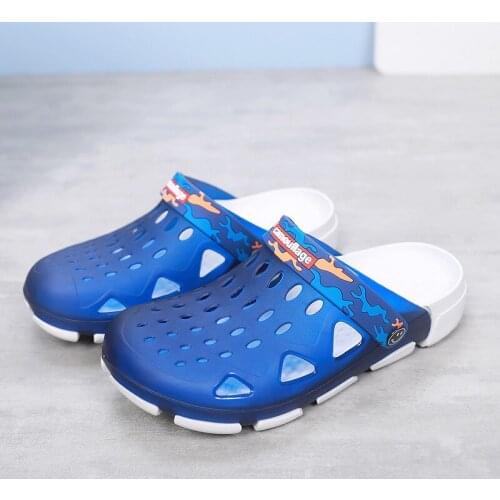 2021 Summer New Mens Clogs Sandals EVA Lightweight Beach Slippers Non-slip Mule Men Garden Clog Shoes Casual Flip Flops TX465