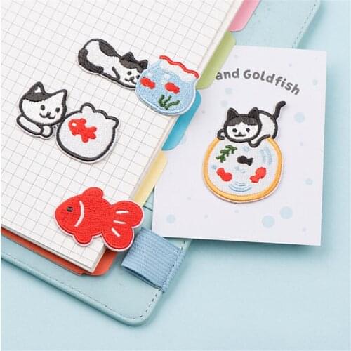 Maxsin 1 Pc High Quality Embroidered Cute Cat And Goldfish Cartoon Sticker Garment Accessories Iron On Cloth Patch DIY