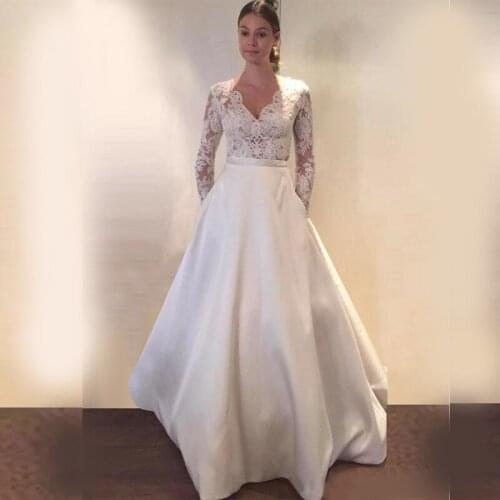 Modest V-Neck Lace Satin Wedding Dresses A-Line Long Sleeves Sweep Train Wedding Dress Covered Button Bridal Gowns Wedding Dress