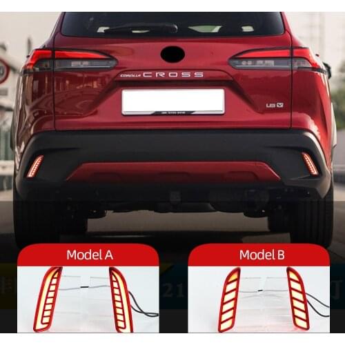 2PCS LED Reflector For Toyota Corolla Cross 2020 2021 Car Rear Fog Lamp Brake Light Dynamic Turn Signal 3-in-1 Functions