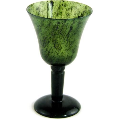 Mandarin duck jade Black jade luminous cup goblet wine featuring jade wine glass
