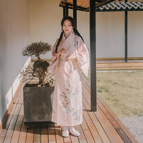 Womens Yukata Traditional Japan Kimono Robe Photography Dress Cosplay Costume pink Color flower Prints Vintage Clothing