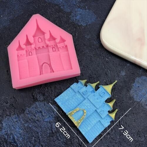 Castle chocolate silica gel turning sugar mold dry pace film childrens hand made clay mold drop film silicone cake mold