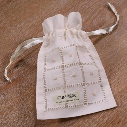 B008-B : Beige ramie/cotton drawstring hand drawn thread embroidery gift bags, 5x7 inches sachet bags, travel pouch