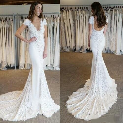 Elegant Lace Mermaid Wedding Dresses 2020 V-Neck Backless Sweep Train Country Style Church Bridal Gowns Chic Castle Chapel Vesti