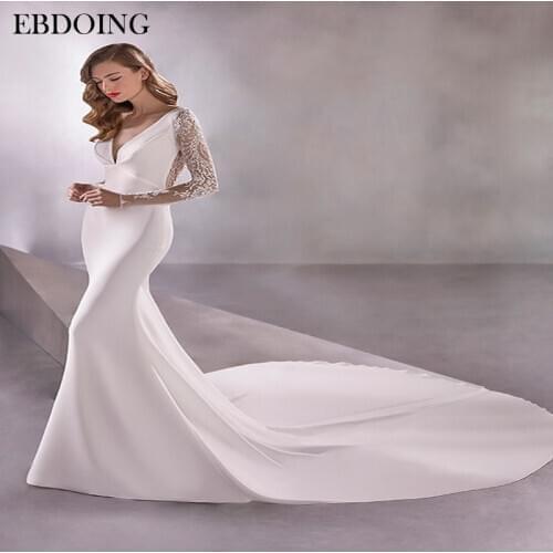 New Arrive Wedding Dress Mermaid Sexy V-neck Neckline Long Sleeves Lace Bride Dress Chapel TrainPlus Size Wedding Gowns