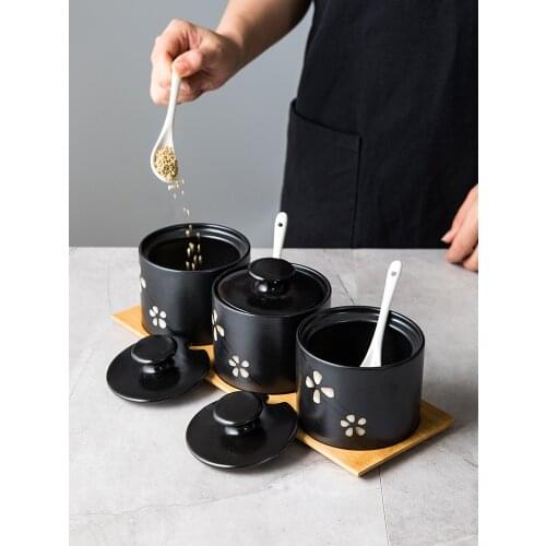 AIBODUO Peppers And Salt Shakers