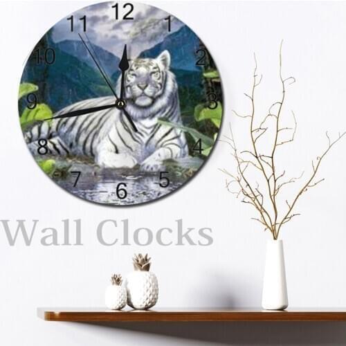 Tigers Pattern Round Wall-Clocks Decor Numeral Digital Dial Mute Silent Digital Clocks Battery Operated Clocks Living Room Wall