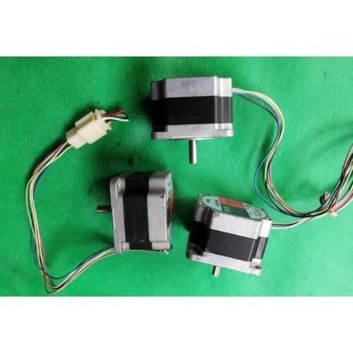 PK264MA 2A 1.4V stepper motor , used one , 90% appearance new , test goods , free shipping