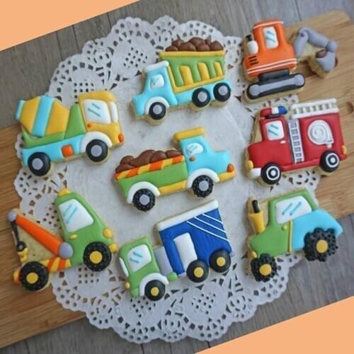 8Pcs DIY Transportation Car Cookie Biscuit Cutter Mold Cake Decor Mould Cutter