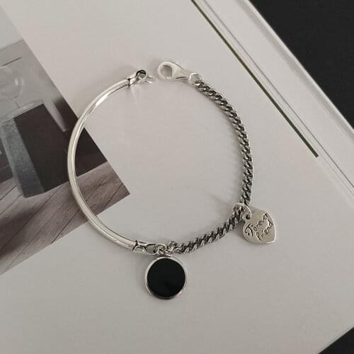Hip Hop Sweet Love Heart-Shaped Bracelet Trend Cool Accessories Women Round Black Disc Bangles Gothic Streetwear Jewelry S-B419
