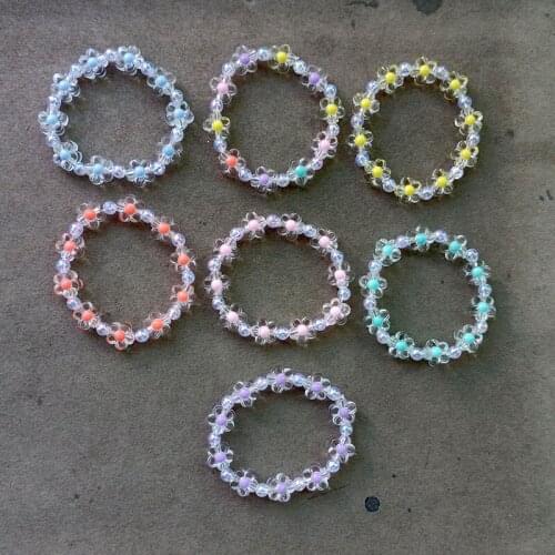 Women Lovely Bracelet Transparent Five Petal Flower Beaded Elastic Bracelet Multil Color Bracelets Ladies Party Accessories