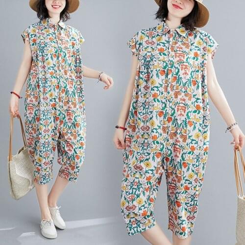 Single-breasted Floral jumpsuit womens summer 2021 new style loose fashion thin jumpsuit wide-leg cropped trousers s428