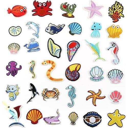 Ocean Animals Motif Collection Decals Fish Crab Octopus Whale Shell Cute Cartoon Embroidered Iron on Patch Children Handcraft