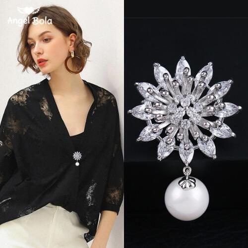 Fashion Chrysanthemum Flower Pearl Scarf Buckle Pins and Brooches for Women Gifts Mens Brooch Man Jewelry 2019