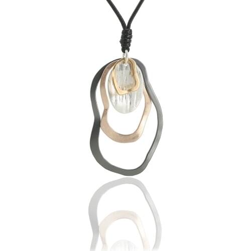 2021 Irregular multiple oval Pendant Necklace for Women Long Chain Retro Punk Jewelry