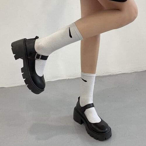 Spring and Autumn 2021 Girls Lolita Shoes Patent Leather Womens Mary Jane Shoes Platform Womens Flat Bottom Round Head Black