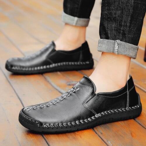 2021 Casual Summer Mens Shoes High-quality Leather Loafers Flat Soft-soled Shoes Mens Fashion Slip-on Driving Shoes Plus Size