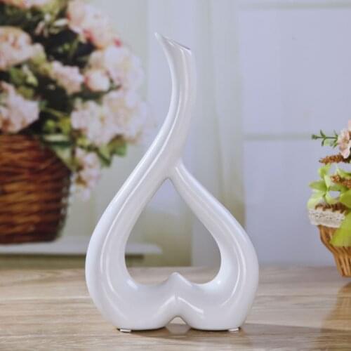 Creative Ceramics Flower Pot Household Solid Color Heart Shape Vase Decorative Artware for Sitting Room Office