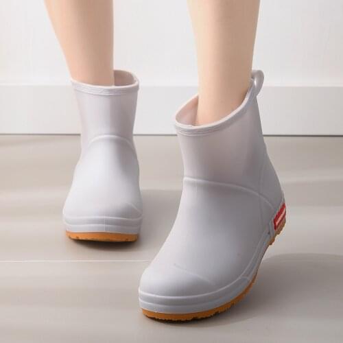 Fashion Rain Boots Female Student Rain Boots In The Tube Outer Wear Boots Overshoes Non-slip and Waterproof Work Shoes LXM