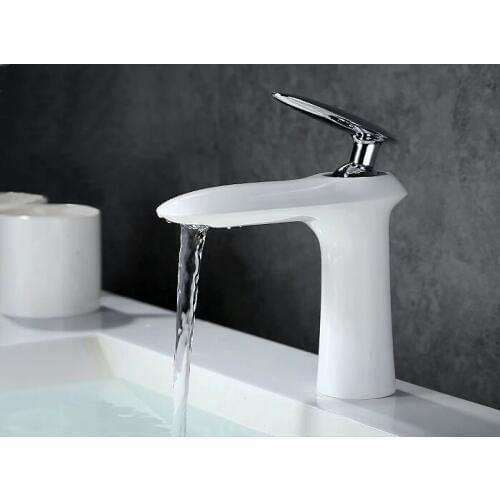 New arrival Bathroom Faucet ceramic Chrome Plated Brass Basin Sink Faucet Single Handle water mixer taps BF187