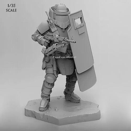 1/35 (50-60mm) Vanguard Heavy Shield Assault Force Resin Soldier T35002