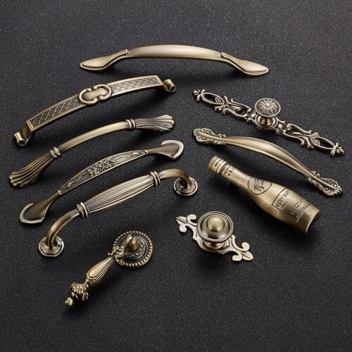 Antique Door Handles and Knobs Metal Drawer Pulls for Cabinet Cupboard Vintage Kitchen Furniture Hardware